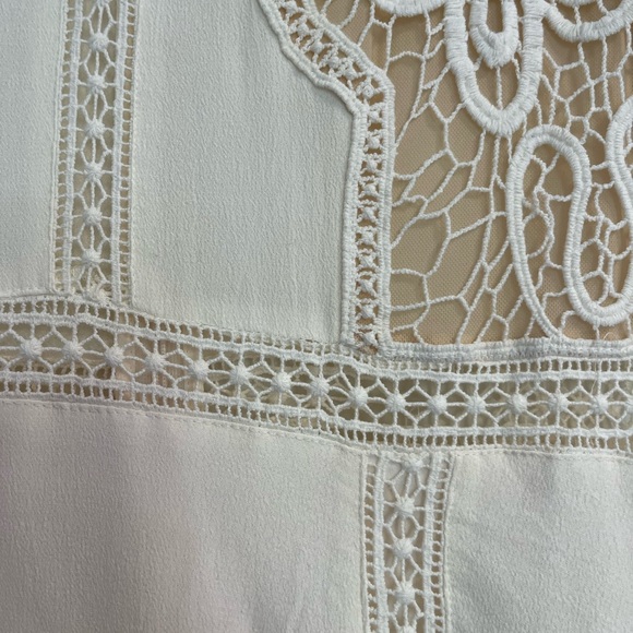 White dress with crochet details! - Picture 3 of 3